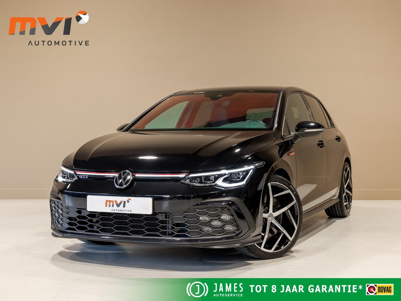 Volkswagen Golf - 2.0 TSI GTI / 245pk / Achteruitrij camera / Dodehoek assistent / Stoel en stuurverwarming - AutoWereld.nl