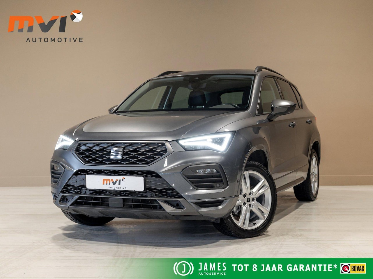 SEAT Ateca - 1.5 TSI FR Business Intense / 150pk / Panorama dak / Achteruitrij camera / Stoel en stuur - AutoWereld.nl