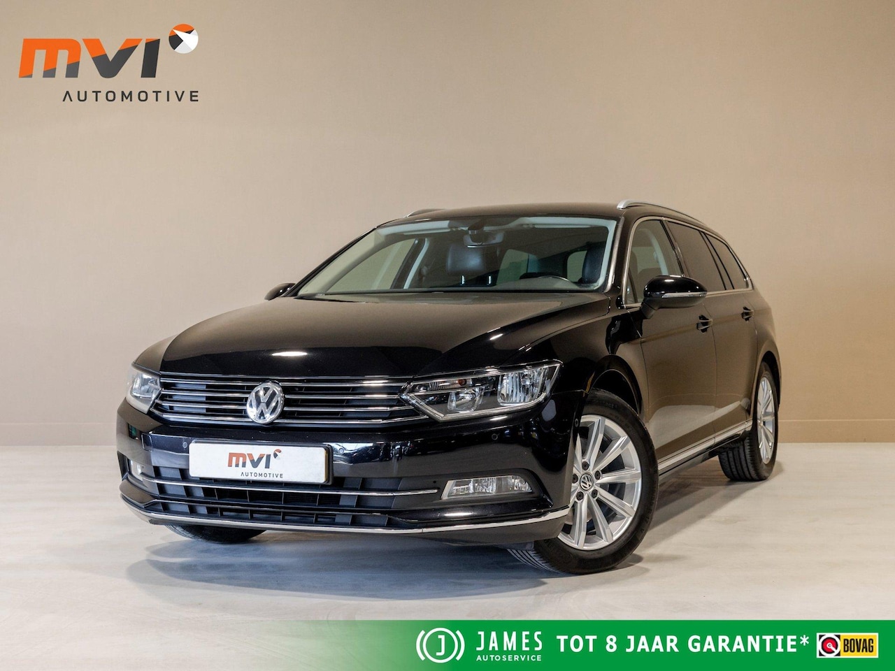 Volkswagen Passat Variant - 1.4 TSI ACT Connected Series Plus / 150pk / Trekhaak / Achteruitrij camera / Leder / - AutoWereld.nl