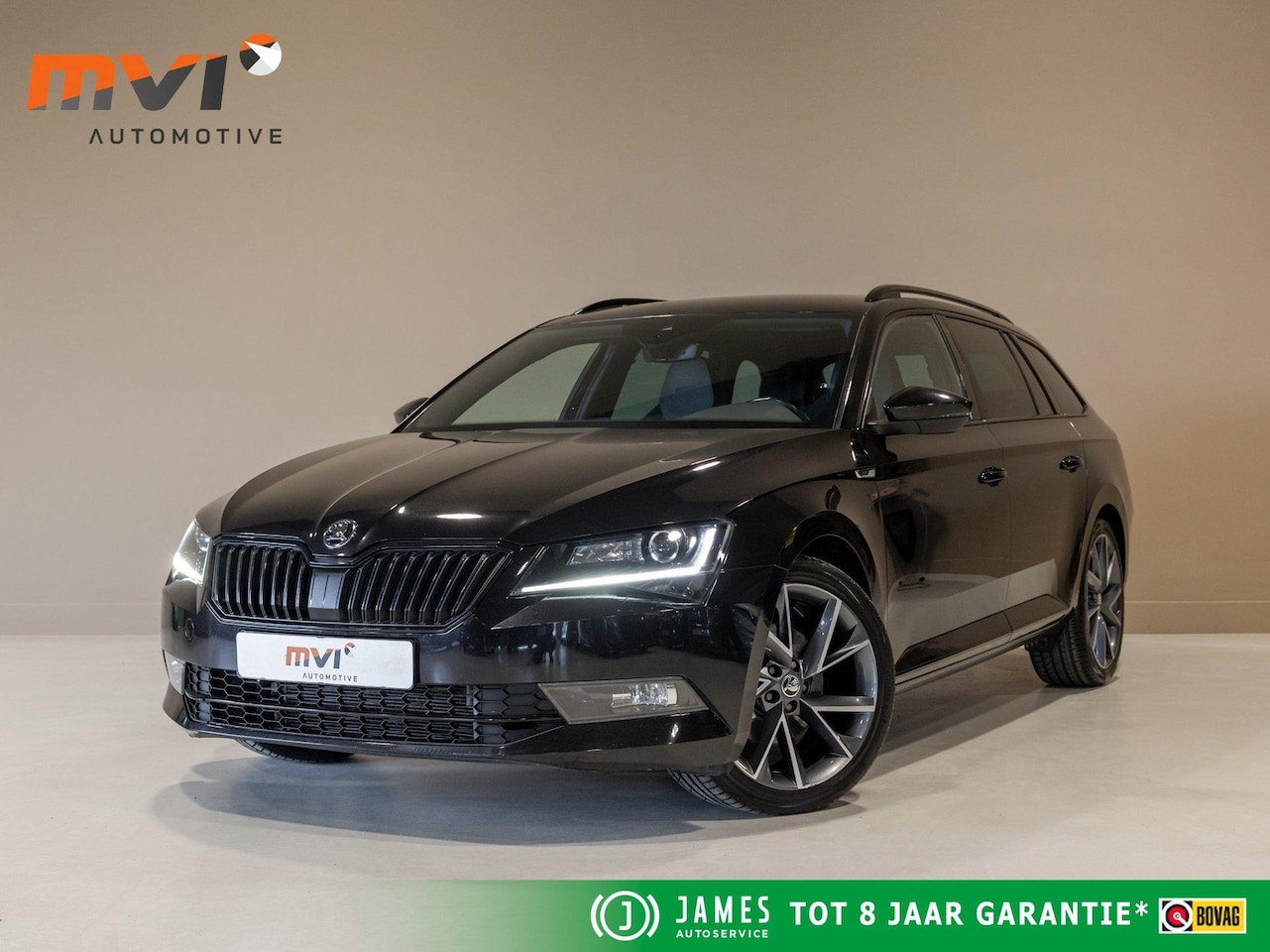 Skoda Superb Combi - 1.5 TSI ACT Sportline Business / 150pk / Stoelverwarming / Elektrische stoelverstelling me - AutoWereld.nl
