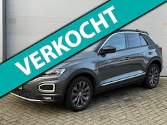Volkswagen T-Roc - 1.5 TSI Sport l Volledig Dealer Onderhouden l Virtual Cockpit l Navi l Automaat l ACC l tr