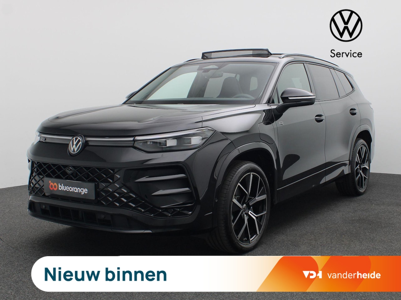 Volkswagen Tayron - 1.5 eHybrid R-Line Edition 272PK DSG Pano-Schuifdak, Trekhaak, 360gr. Camera, 20" LM Velge - AutoWereld.nl