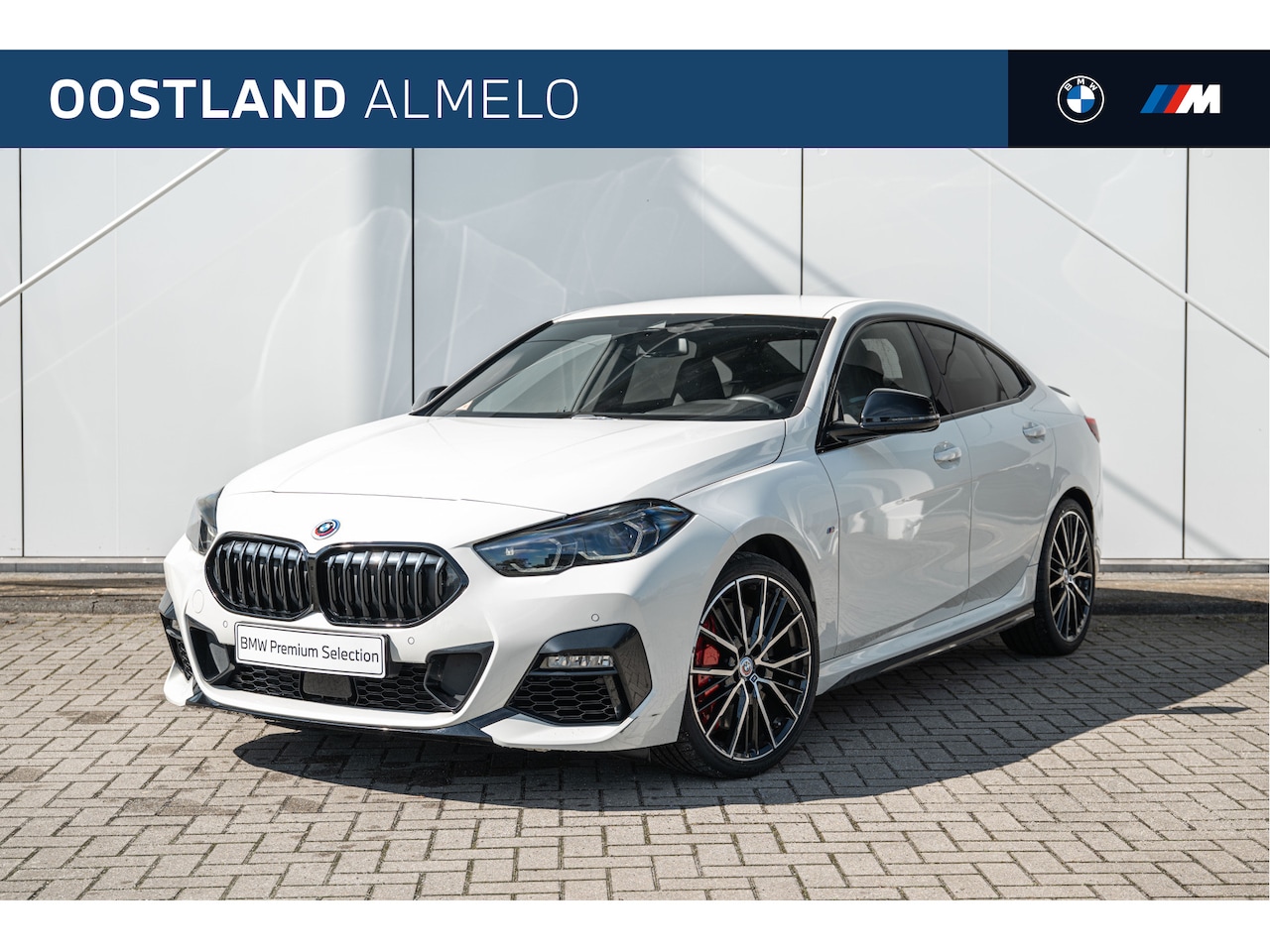 BMW 2-serie Gran Coupé - 220i Executive M Sport / M sportstoelen / Adaptieve LED / M Sportonderstel / Live Cockpit - AutoWereld.nl
