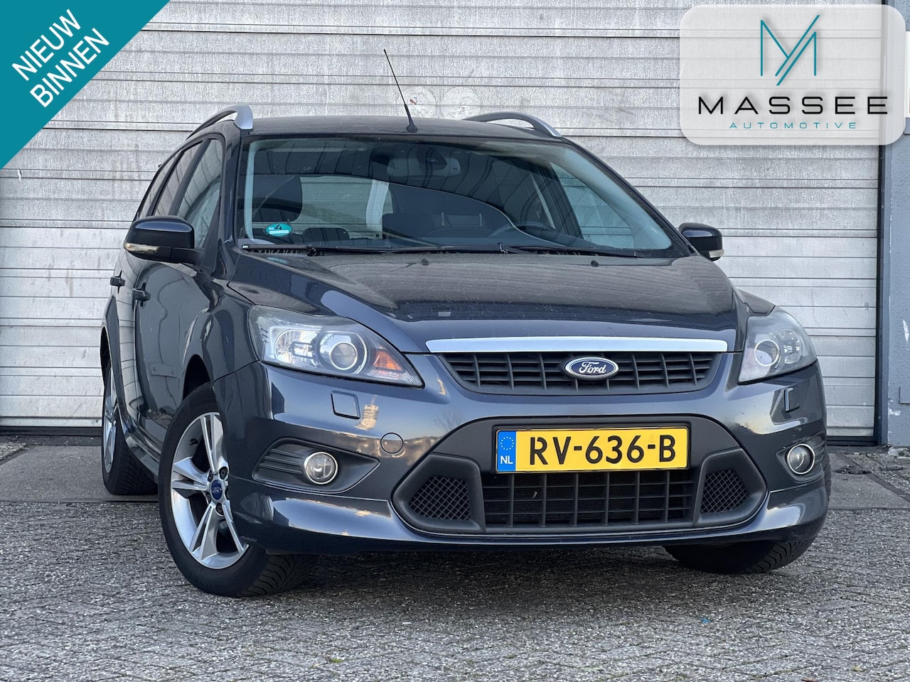 Ford Focus Wagon - 2.0 Titanium APK | STOELVRM | SPORT - AutoWereld.nl