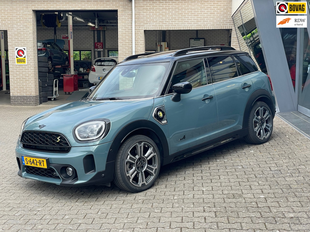 MINI Countryman - Mini 1.5 Cooper S E ALL4 Classic 19Inch Pano Dak - AutoWereld.nl