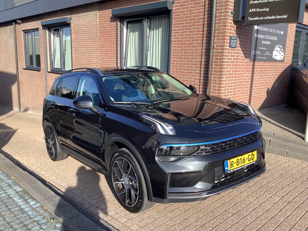 Lynk & Co 01 - 1.5 PLUG IN HYBRIDE - AutoWereld.nl