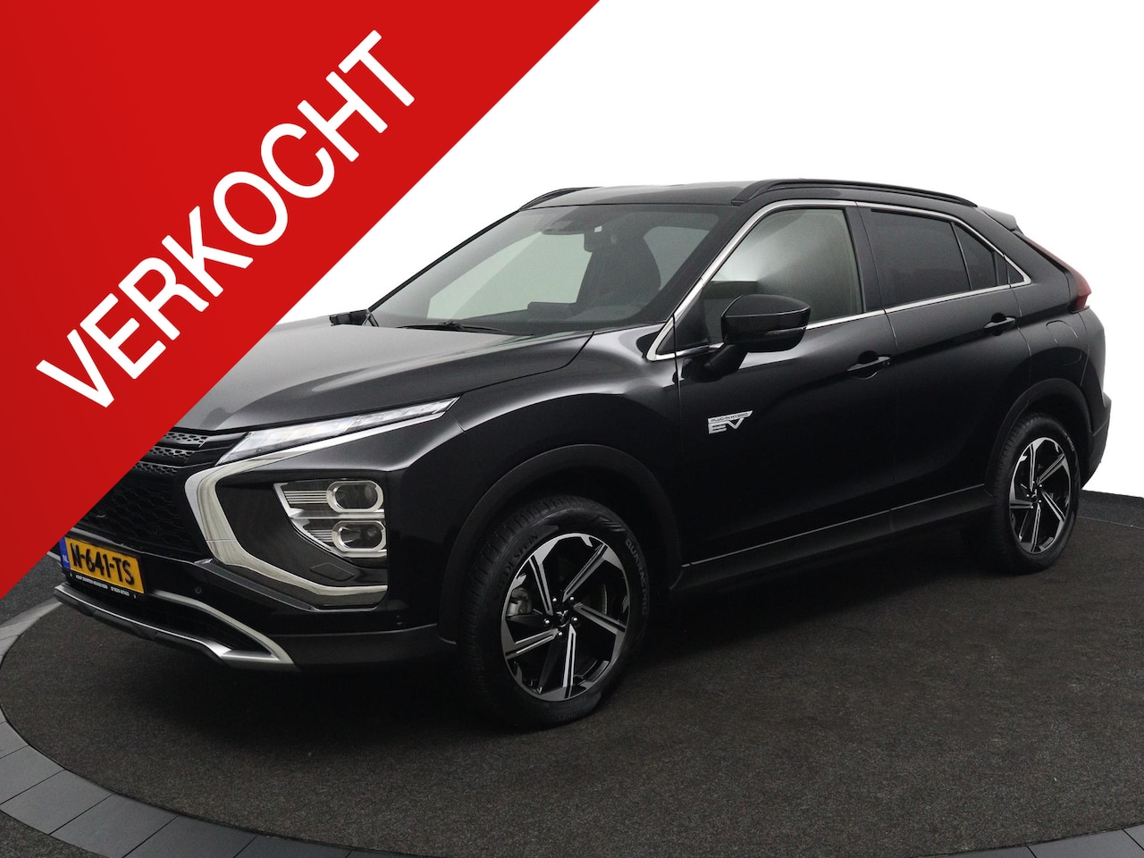 Mitsubishi Eclipse Cross - 2.4 PHEV Intense+ Rijklaarprijs! Dealer onderhouden! - AutoWereld.nl