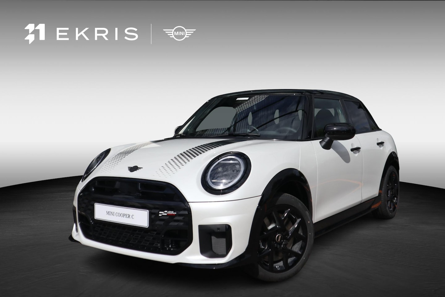 MINI John Cooper Works - C Cooper M | Panorama Dak | Premium Sportstoelen | Sportstuur - AutoWereld.nl