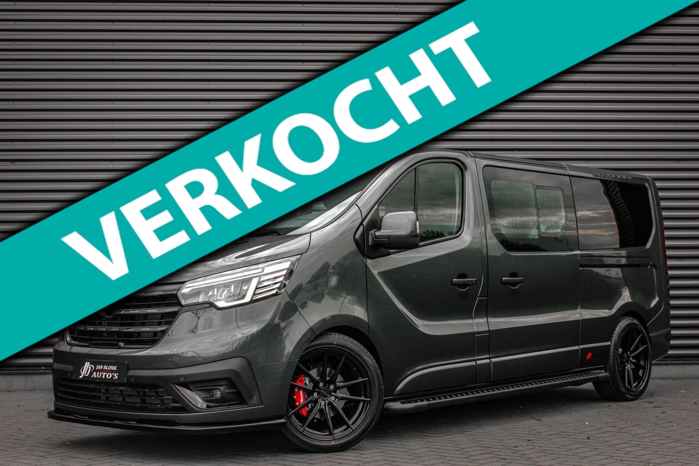Renault Trafic - L2H1 170PK DUBBEL CABINE LUXE / NAVIGATIE / CLIMATECONTROL / VERLAAGD / DIGITAAL SCHERM / - AutoWereld.nl