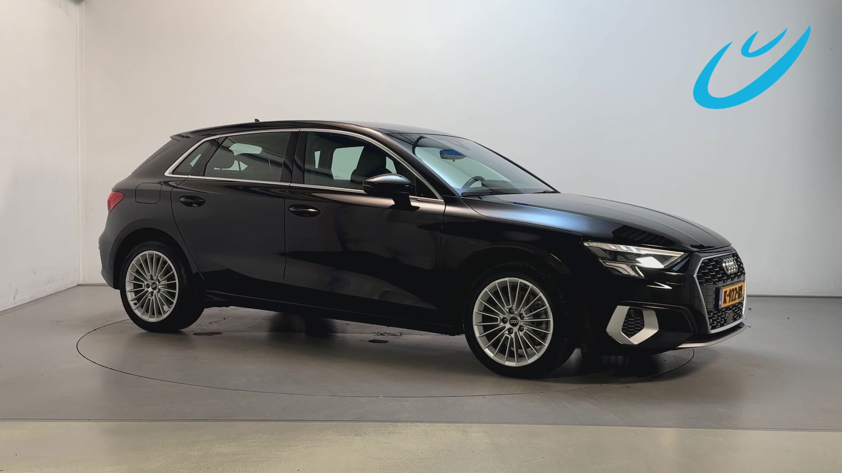 Audi A3 Sportback - 30 TFSI S-Tronic Business Edition LED Navigatie DAB+ App-Connect - AutoWereld.nl