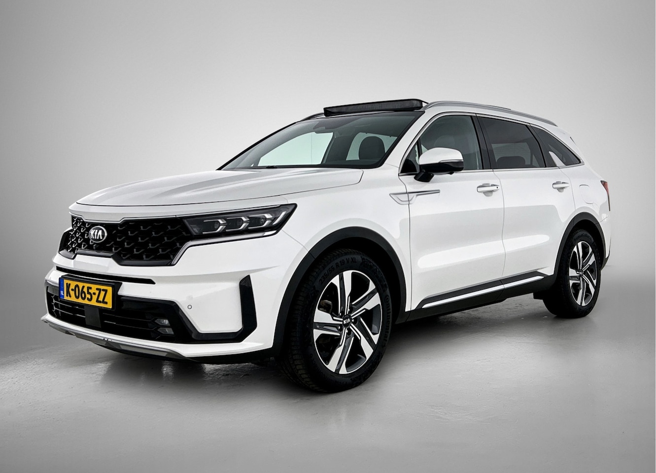Kia Sorento - 1.6 T-GDi Plug-in Hybrid 4WD ExecutiveLine 7p. 1.6 T-GDI Plug-in Hybrid 4WD ExecutiveLine 7p. - AutoWereld.nl