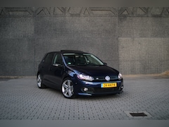 Volkswagen Golf - 1.4 TSI R-Line Edition Pano | keyless | B&O | sportonderstel | R interieur