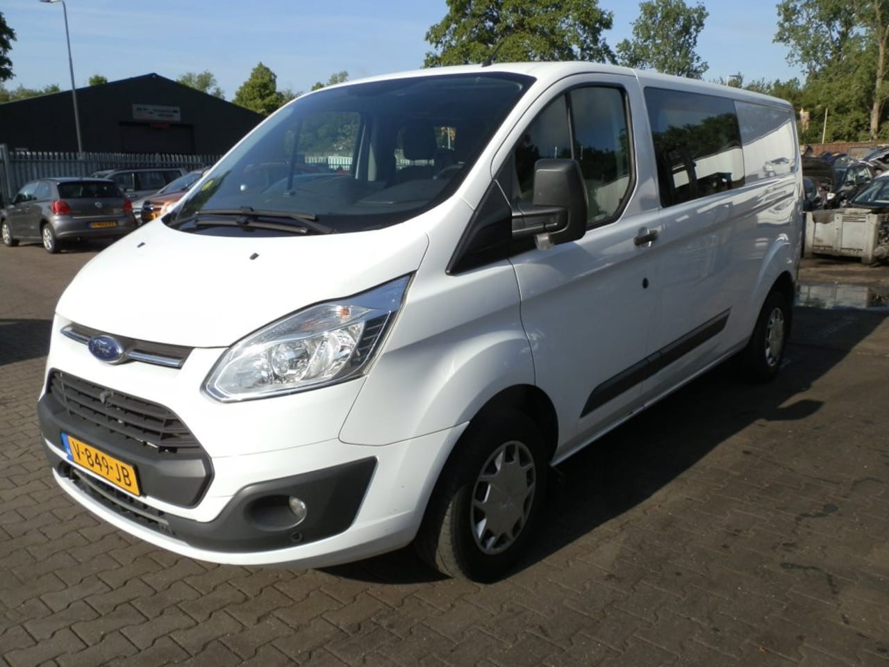 Ford Transit Custom - 290 2.0 TDCI L2H1 Trend DC distributie riem gebroken !!! - AutoWereld.nl