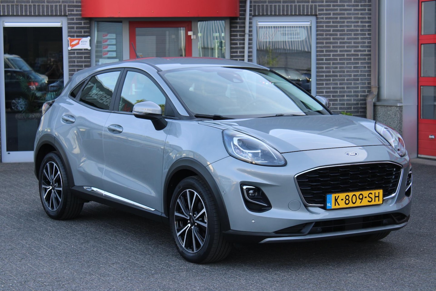 Ford Puma - 1.0 EcoBoost Hybrid Titanium Adaptive/Trekhaak/Camera - AutoWereld.nl
