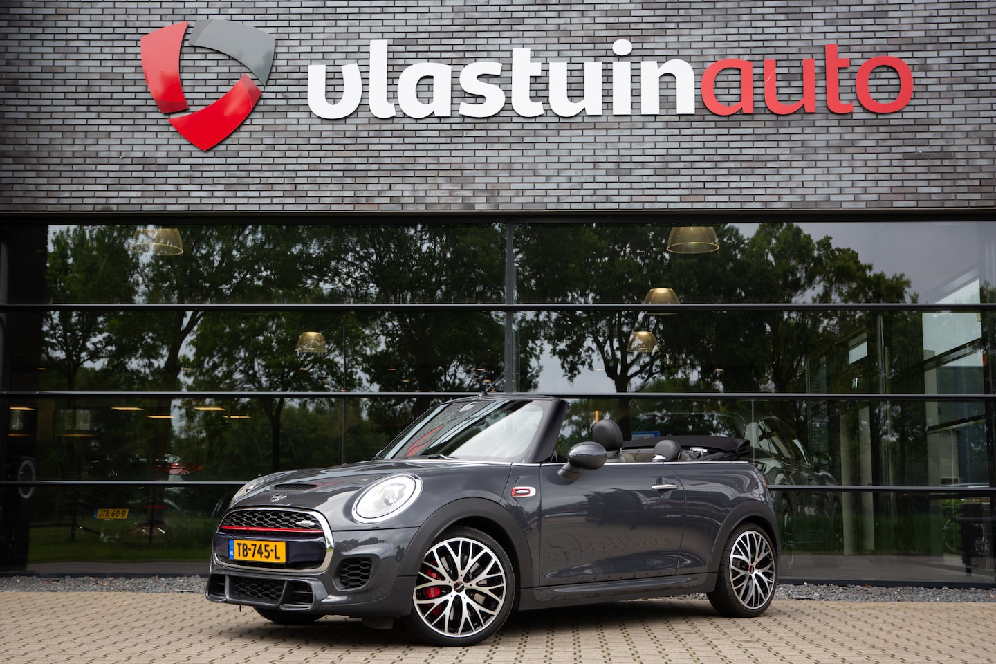 MINI Cabrio - 2.0 John Cooper Works Chili Mini 2.0 John Cooper Works Chili 232pk , Harman/Kardon, Keyless, Leder - AutoWereld.nl