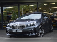 BMW 1-serie - 118i M-Sport Led Panorama CarPlay Pdc