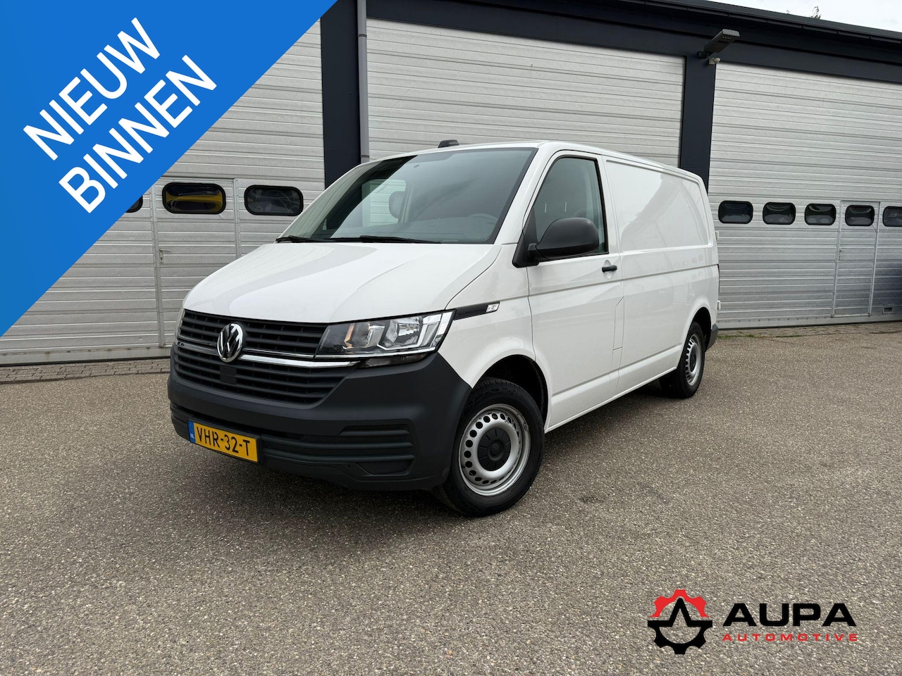 Volkswagen Transporter - 2.0 TDI L1H1 26 Economy Business EURO 6 - AutoWereld.nl