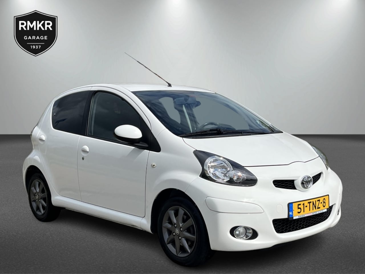 Toyota Aygo - 1.0-12V Dynamic Navigator 1.0-12V Dynamic Navigator - AutoWereld.nl
