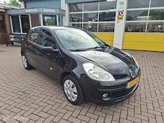 Renault Clio - 1.2-16V Authentique