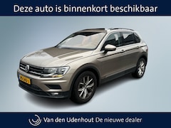 Volkswagen Tiguan - 1.4 TSI Comfortline | Panorama | Camera | Navigatie | Stoelverw. // Word Verwacht //