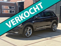 Volkswagen Tiguan - 1.5 TSI ACT R-line Adapt Cruise Clima Trekhaak