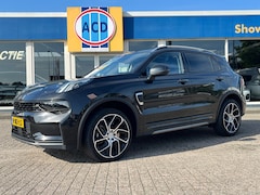 Lynk & Co 01 - 1.5 261pk PHEV 7DCTH | Black Line | Orig.NL | PanoramaDak | 360 graden Camera | Carplay |