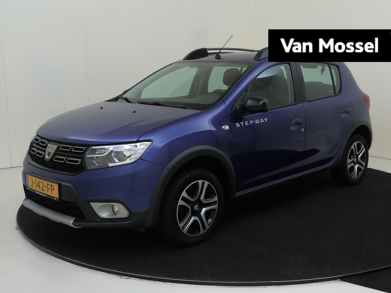 Dacia Sandero Stepway - 1.0 TCe Bi-Fuel Serie Limitee 15th Anniv. | Airco | Navi | Camera - AutoWereld.nl