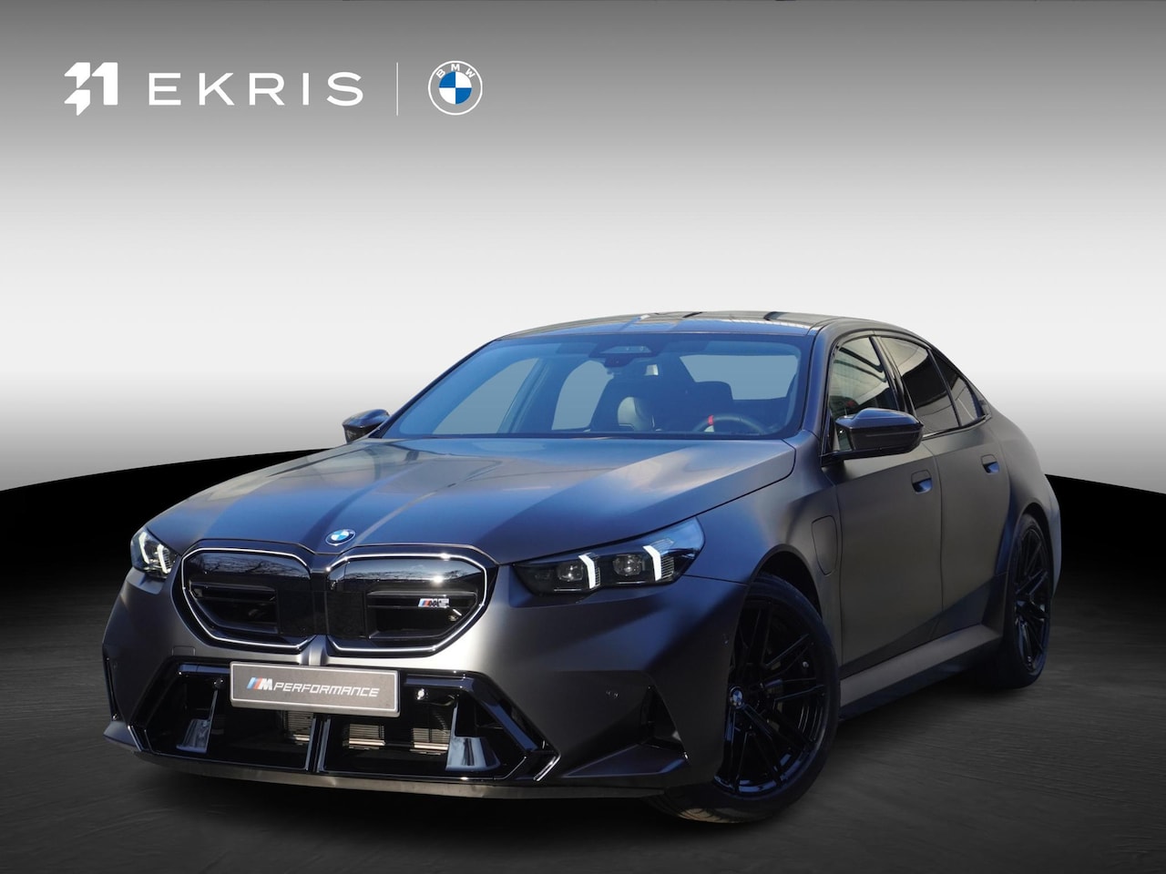 BMW M5 - Sedan M Driver's Pack | M Drive Professional | Comfort Pack | Bowers & Wilkins | M Carbon- - AutoWereld.nl