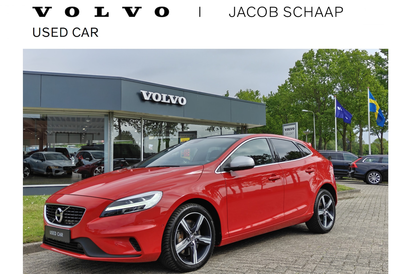 Volvo V40 - 1.5 T3 Polar+ Sport R-Design / Panoramadak / Cruise control / Stoelverwarming / - AutoWereld.nl