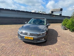 Volkswagen Passat - 1.6 TDI Business Edition R AUTOMAAT EXPORT