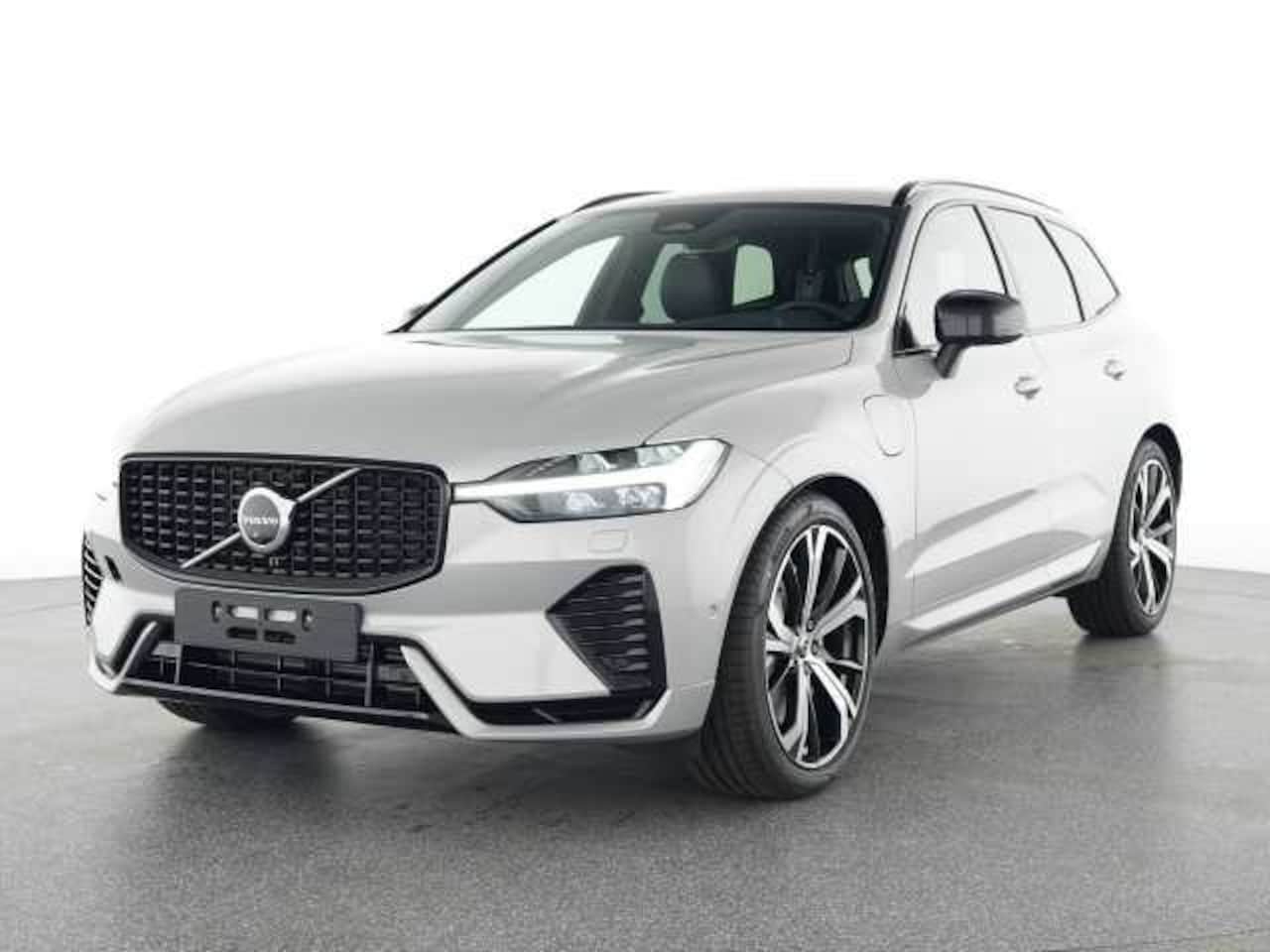 Volvo XC60 - 2.0 T8 Plug-in hybrid AWD Plus Dark (335kW/455PK) FULL (LUCHTVERING / PANO / TREKH) ** 1e - AutoWereld.nl