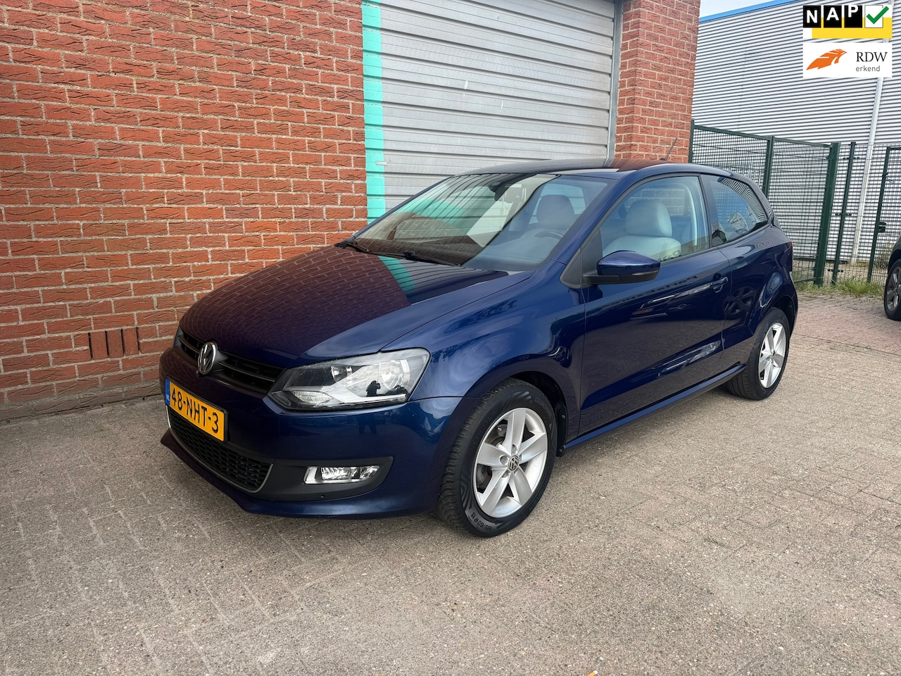 Volkswagen Polo - 1.2 TSI Highline 3-deurs NAV. Bj:2010 NAP! - AutoWereld.nl