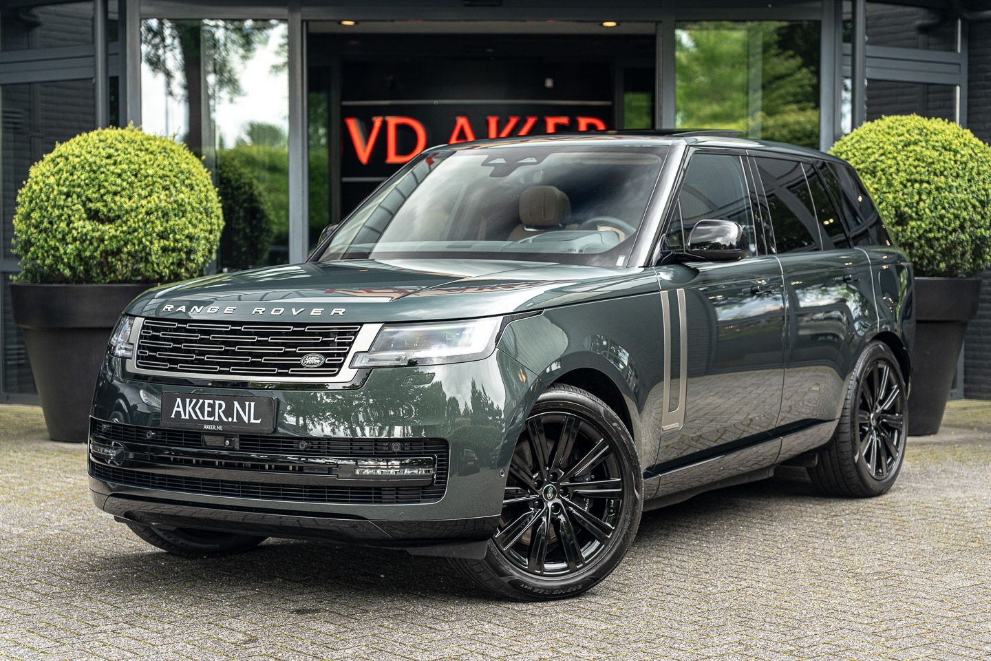 Land Rover Range Rover - LANDROVER P510e Autobiography | Belgravia Green | Massage | Lederen Hemel | 4x El. Stoelen - AutoWereld.nl