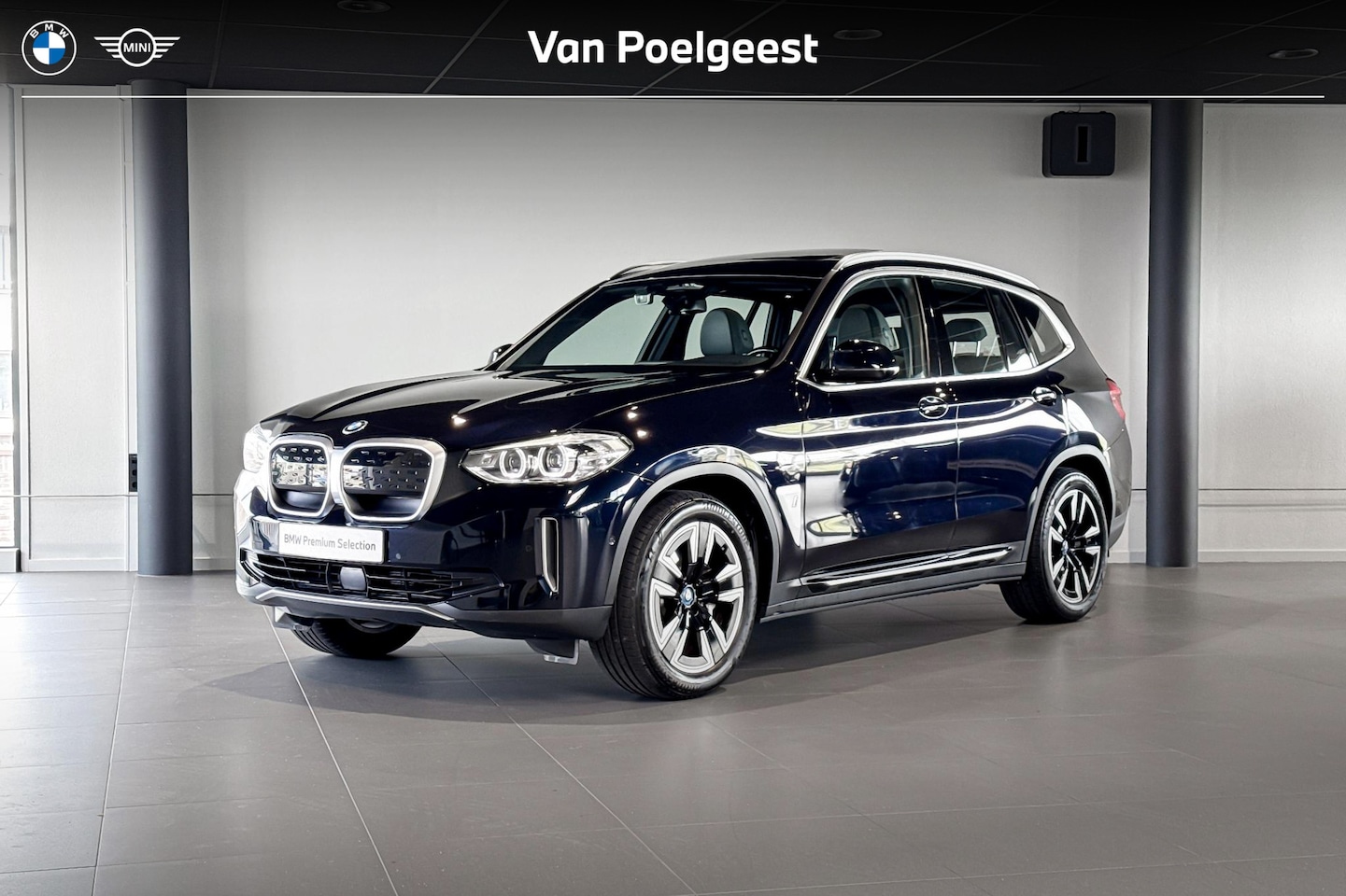 BMW iX3 - Executive 80 kWh | M Sport | Glazen Panoramadak | Stoelverwarming | Achteruitrijcamera | - AutoWereld.nl