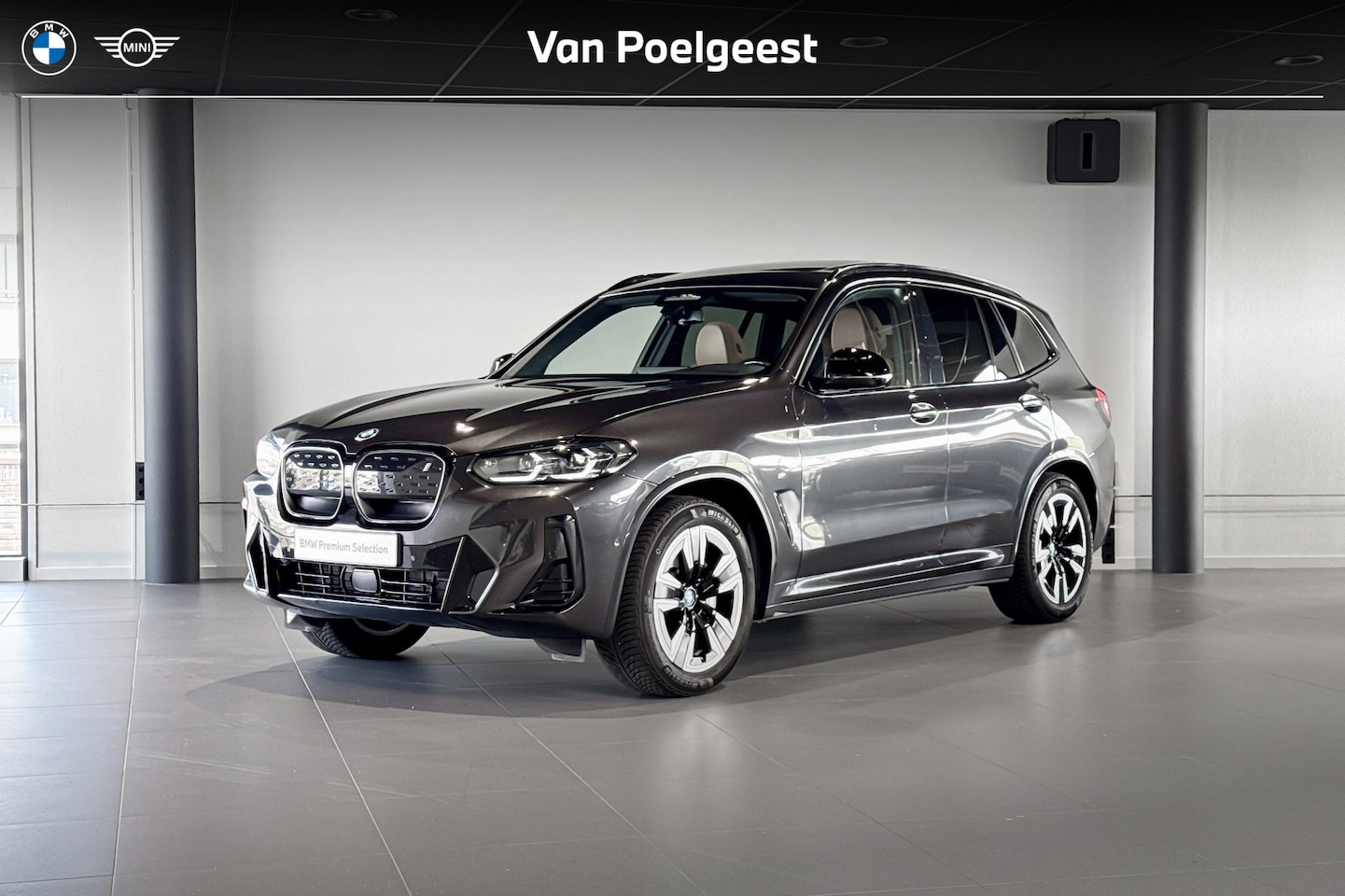 BMW iX3 - Executive 80 kWh | M Sport | Glazen Panoramadak | Stoelverwarming | Trekhaak | - AutoWereld.nl