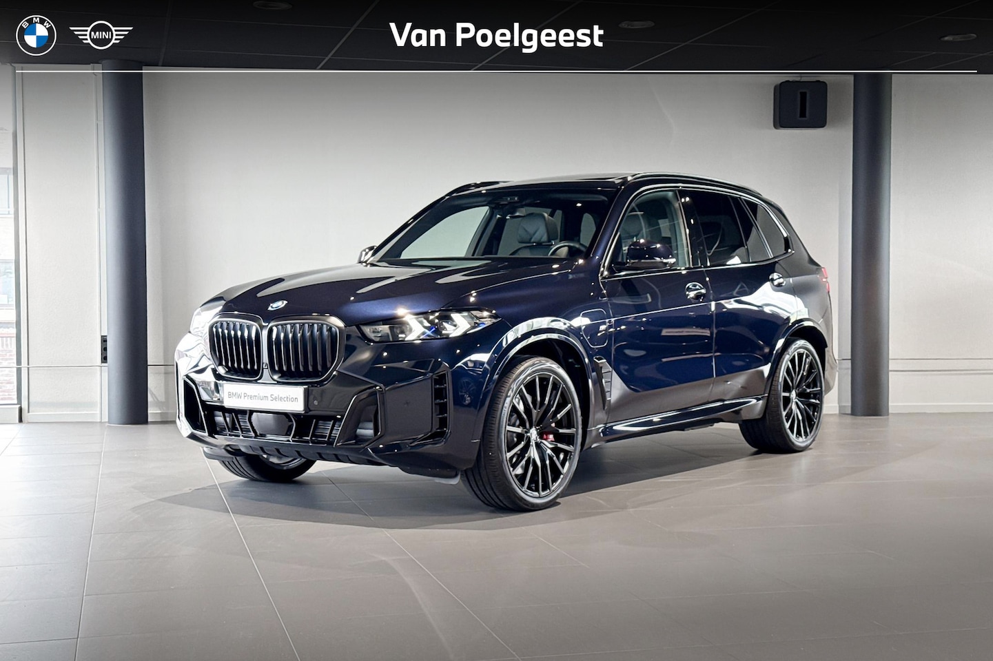 BMW X5 - xDrive50e | M Sport Pro | Harman Kardon | Glazen Panoramadak | Iconic Glow | Soft-close | - AutoWereld.nl