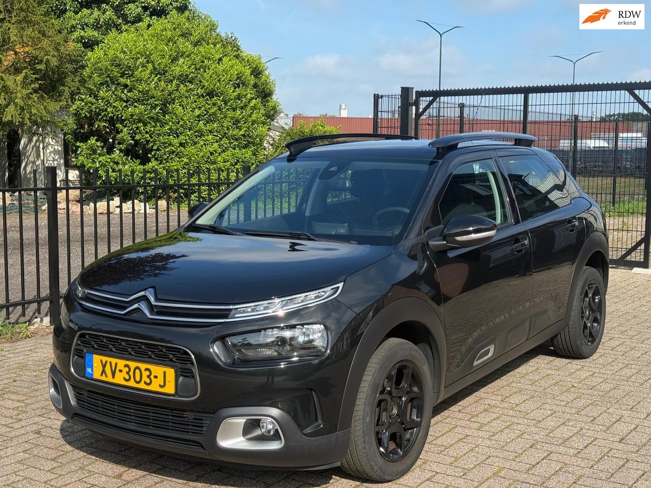 Citroën C4 Cactus - 1.2 PureTech Business Trekhaak inc beurt en Carplay! - AutoWereld.nl