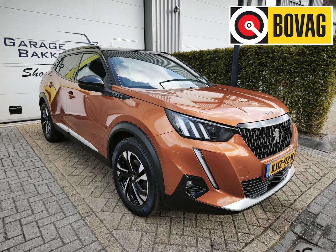 Peugeot 2008 - 1.2 PureTech GT-Line Led Navi-Carplay Stoelverwarming 3D-Cockpit Trekhaak - AutoWereld.nl