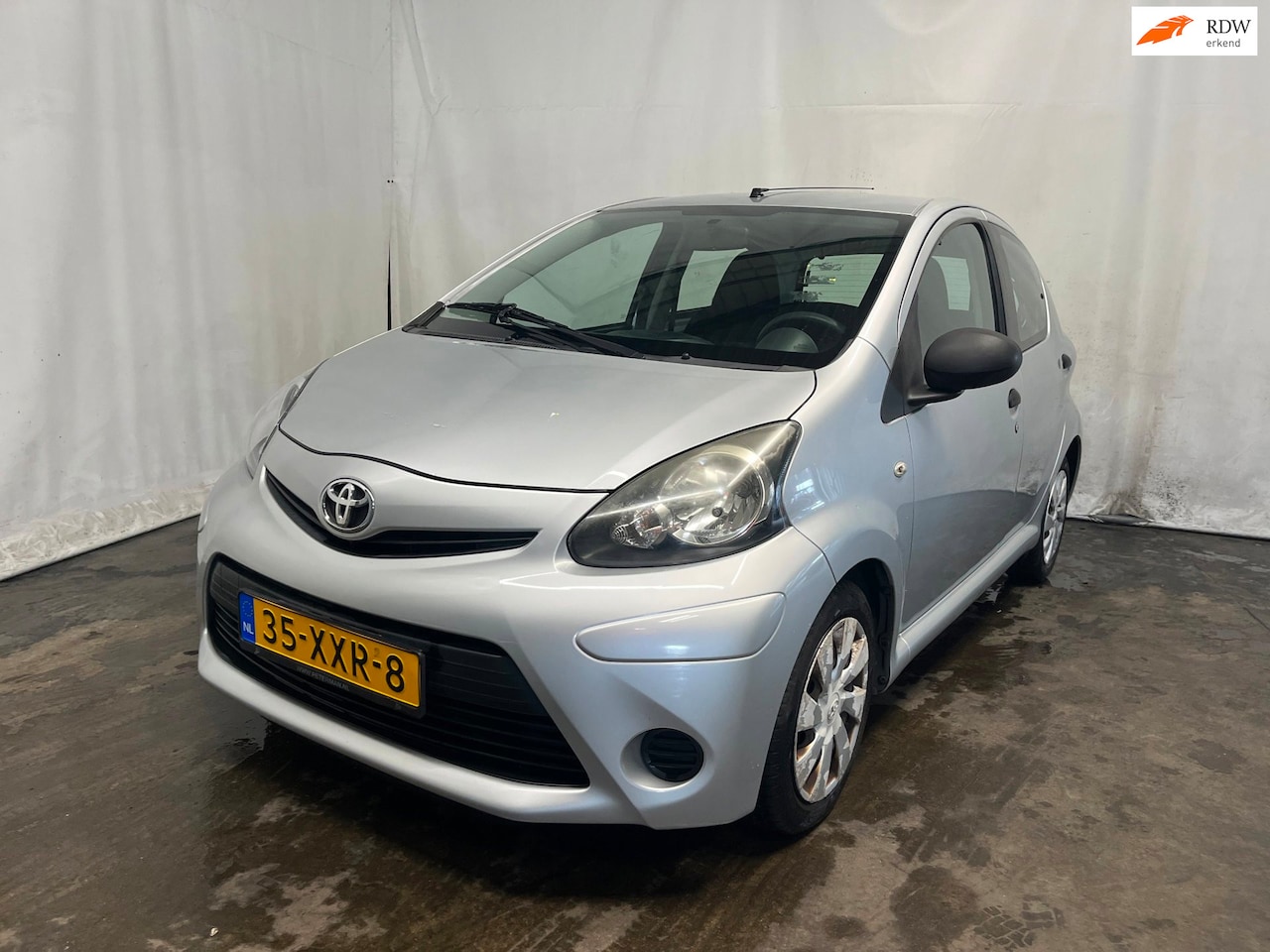 Toyota Aygo - 1.0-12V Access - Motormanagement Brandt - Roest - AutoWereld.nl