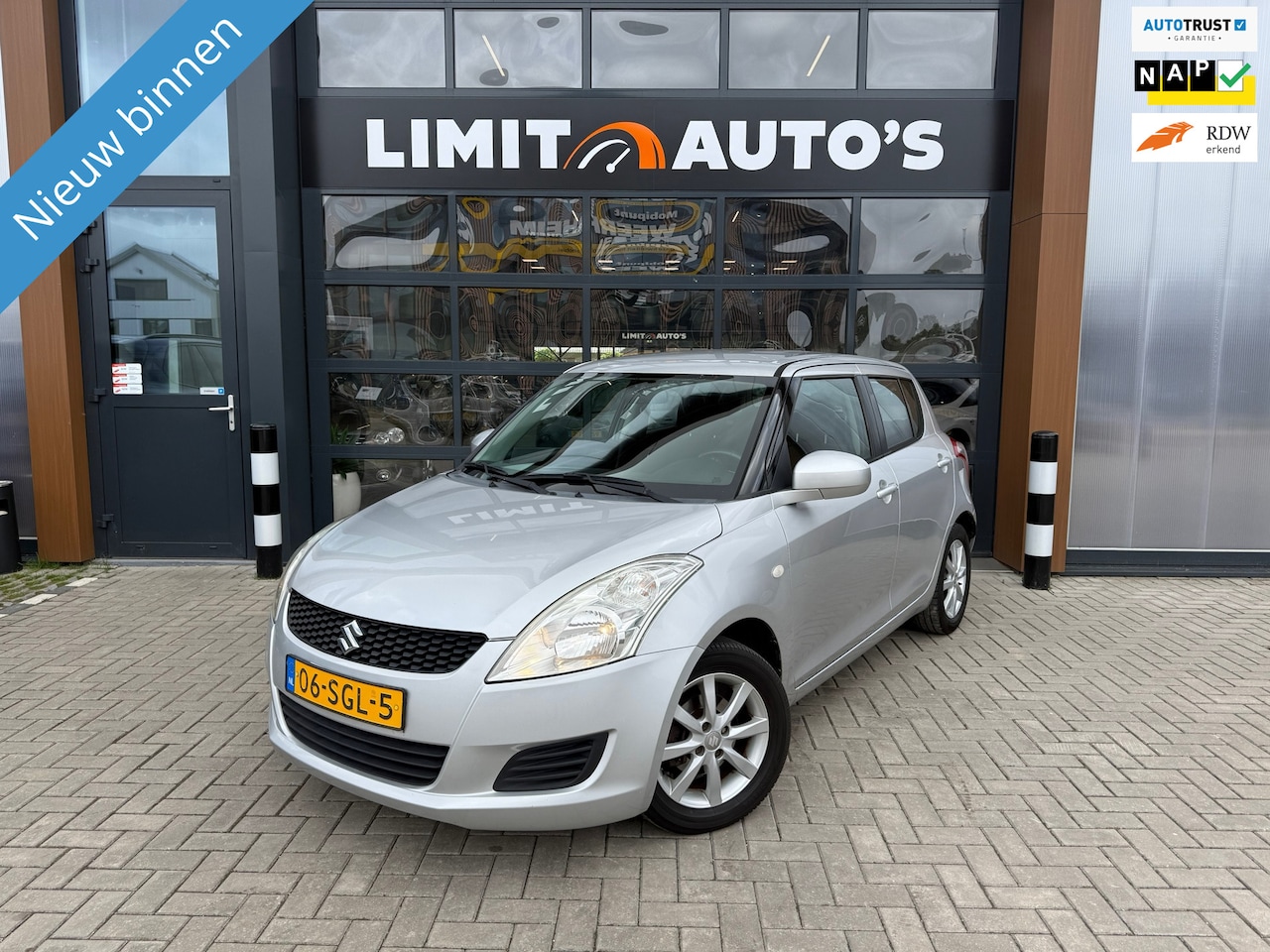 Suzuki Swift - 1.2 Comfort EASSS Airco/St.verwarming/Elek.Ramen/Lmv/5drs/Nap/Apk - AutoWereld.nl