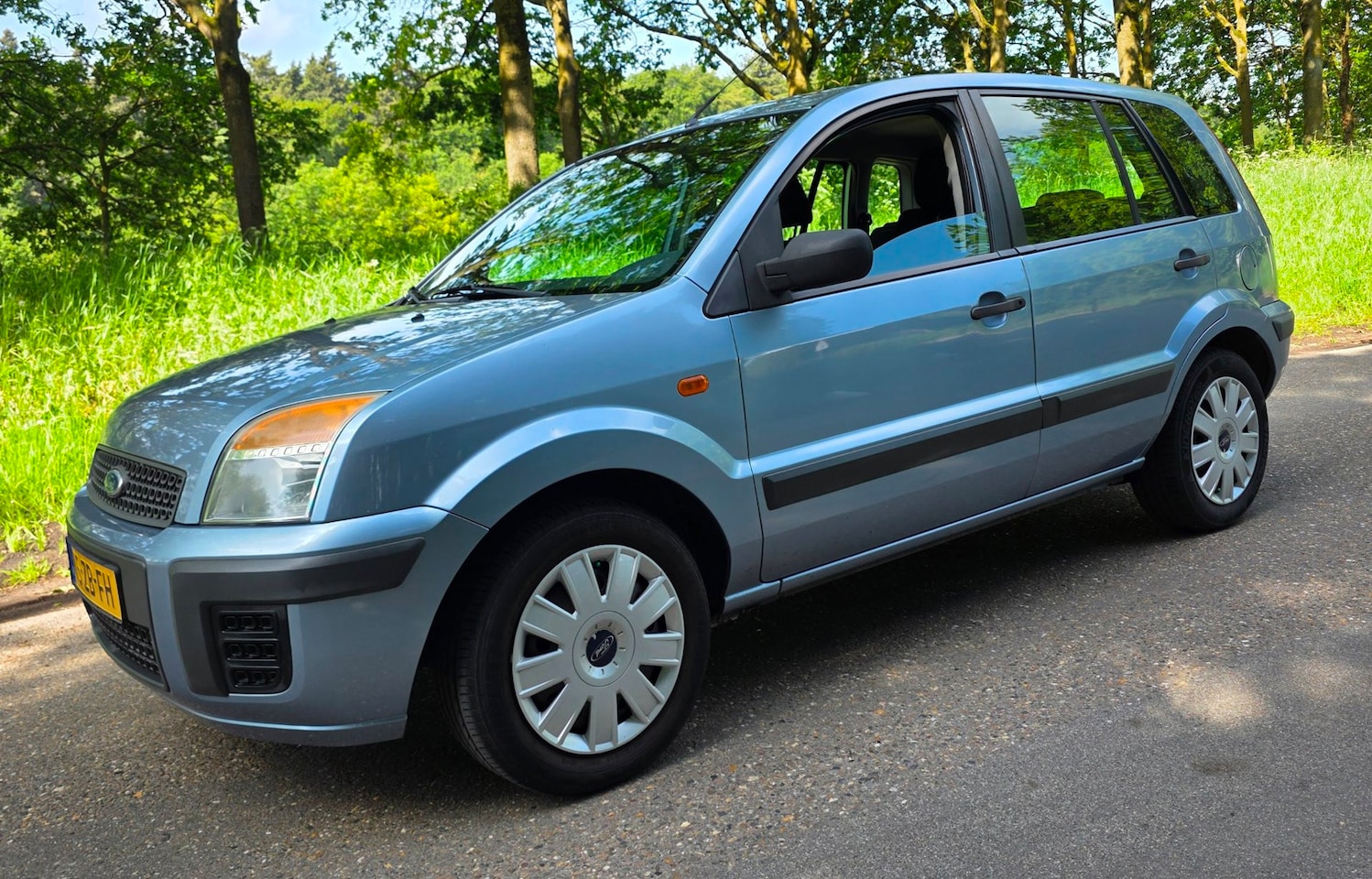 Ford Fusion - 1.4-16V Champion - NL Auto - 2e Eig - Airco - - AutoWereld.nl