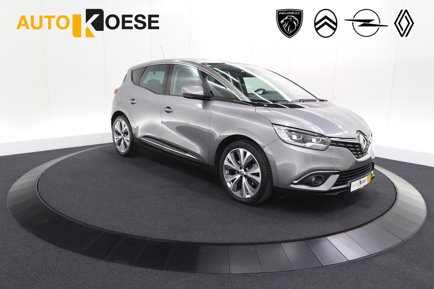 Renault Scénic - TCe 130 Intens | Trekhaak | Panoramadak | Camera | Apple Carplay | Dodehoekdetectie - AutoWereld.nl
