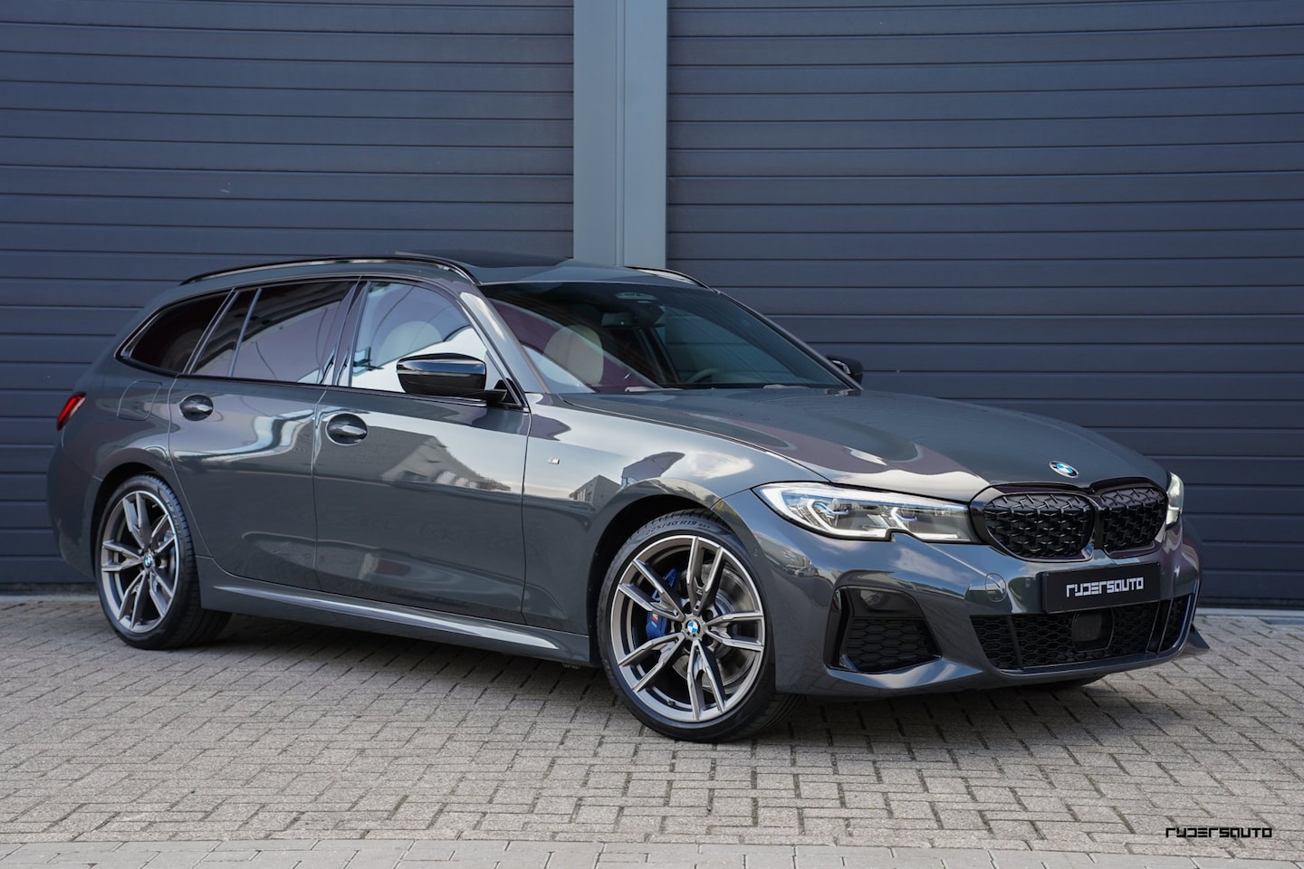 BMW 3-serie Touring - M340i xDrive | Pano | Camera | Memory seats | Headup | Laser | Adapt Cruise | Trekhaak | O - AutoWereld.nl