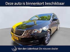 Skoda Octavia Combi - 1.5 TSI DSG Greentech Business Ed. | Trekhaak | Navigatie | Android/Carplay | Stoelverw. /