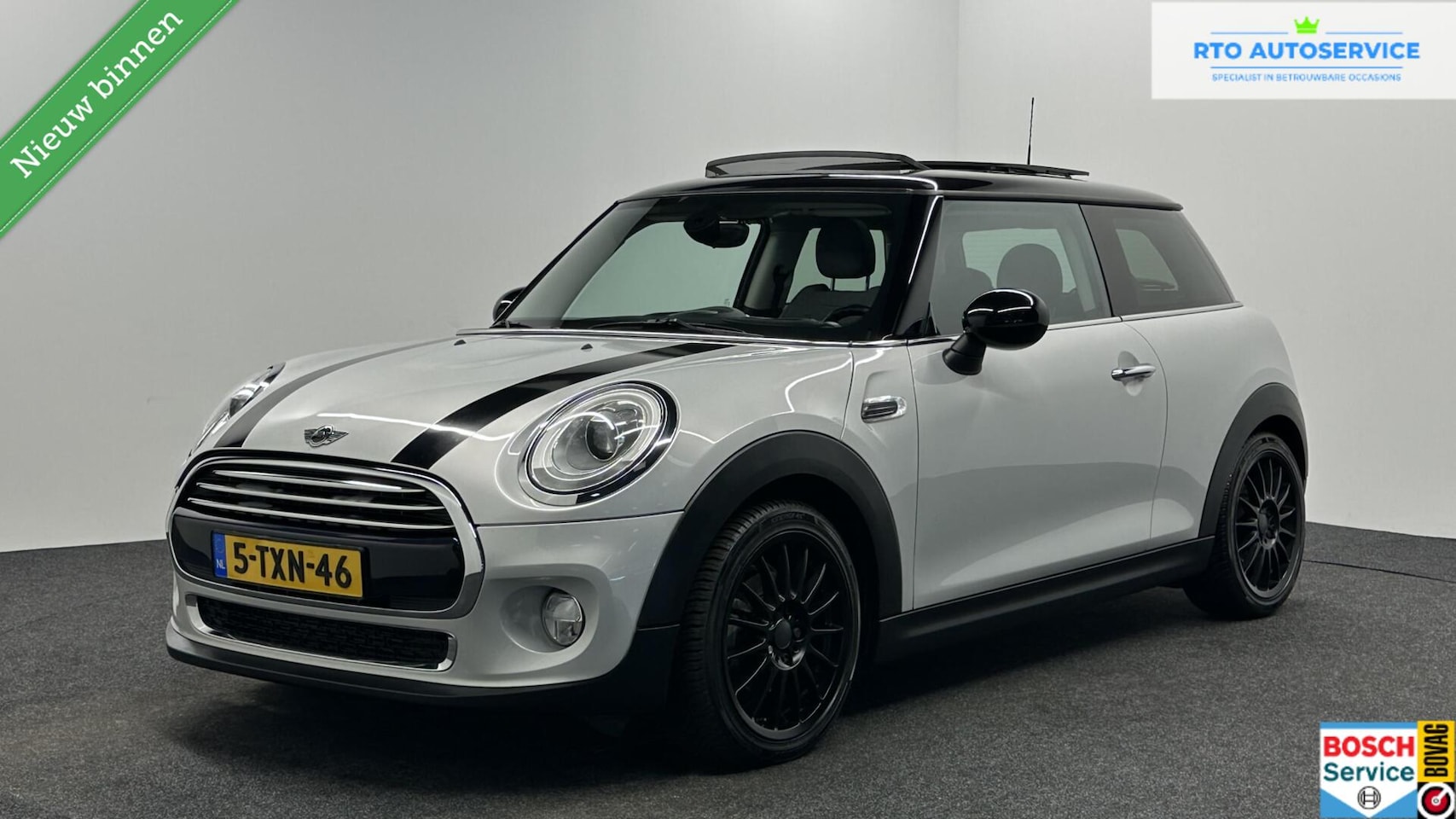 MINI Cooper - Mini 1.5 Chili Serious Business PANO HEAD UP NAVI ECC LM CRUISE. - AutoWereld.nl