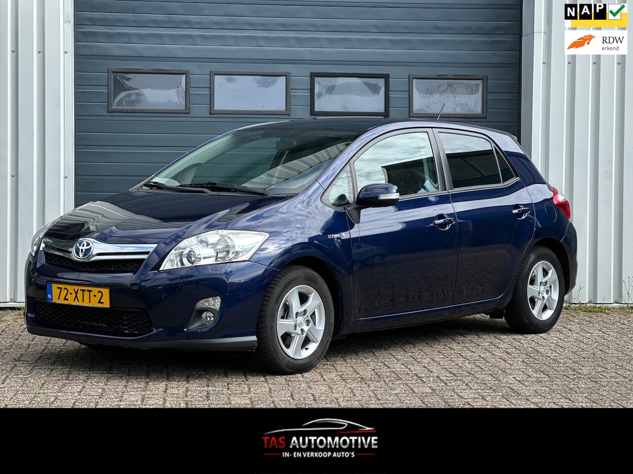 Toyota Auris - 1.8 Full Hybrid Business CLIMA / APK / NAP - AutoWereld.nl
