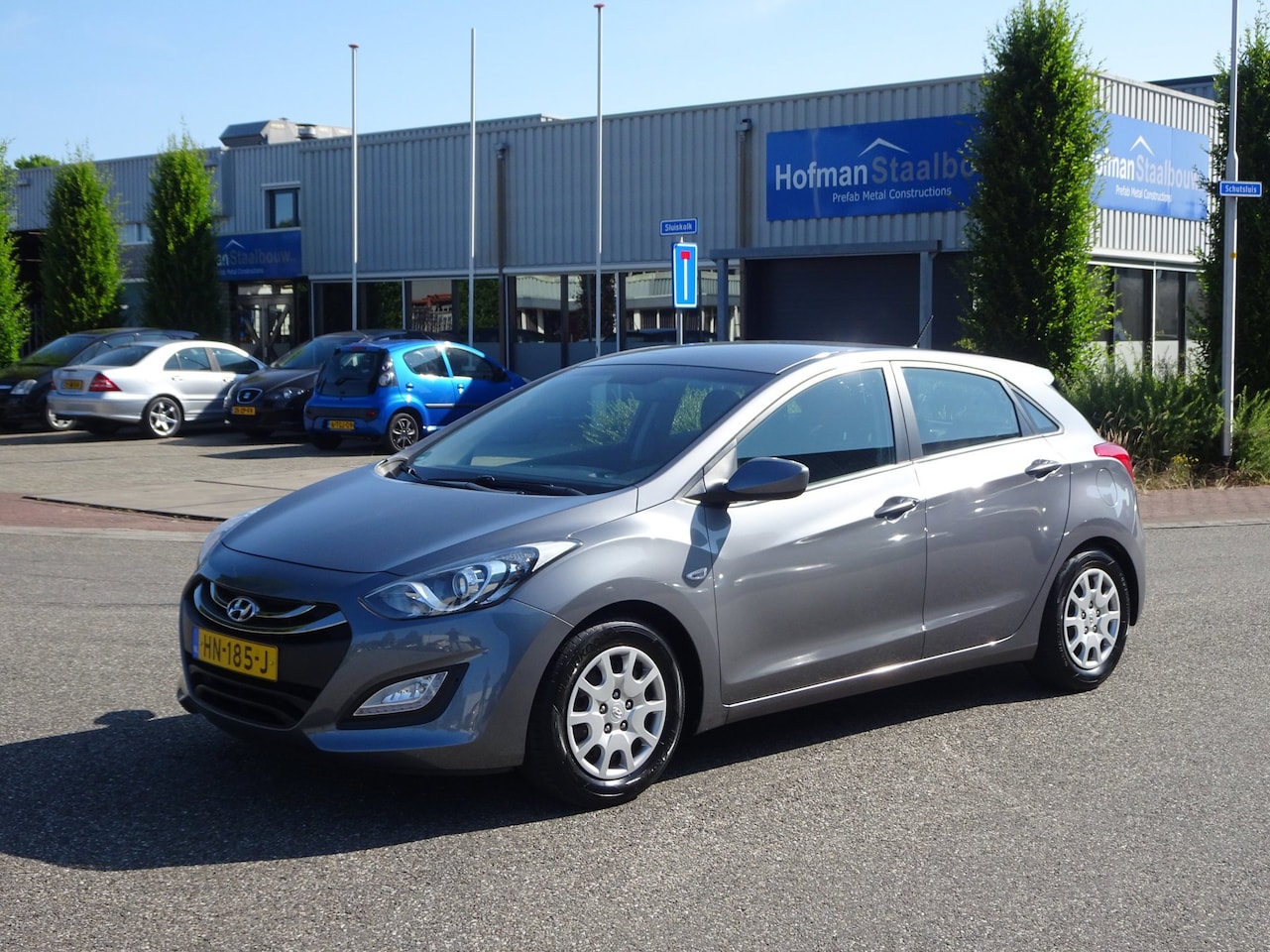 Hyundai i30 - 1.6 GDI i-Drive Cool Plus Airco Cruise Control - AutoWereld.nl