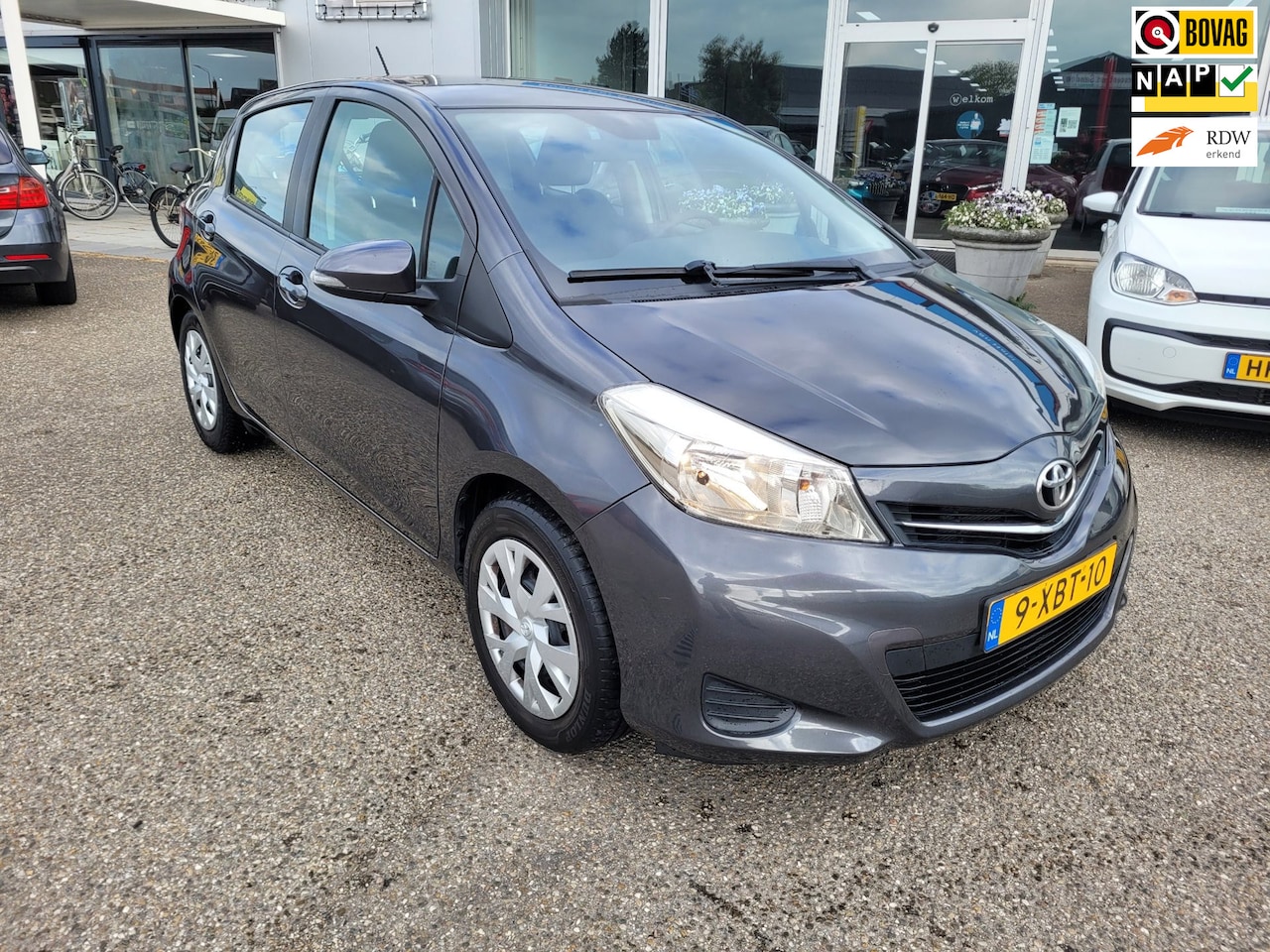 Toyota Yaris - 1.3 VVT-i Now 1.3 VVT-i Now - AutoWereld.nl