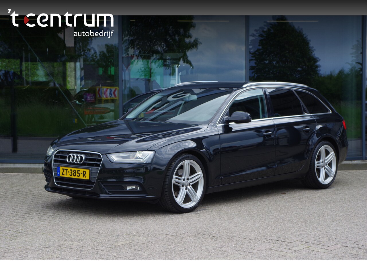 Audi A4 Avant - 1.8 TFSI Pro Line S-Line, Leder-Alcantara, Xenon, 19" LM - AutoWereld.nl