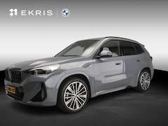 BMW iX1 - xDrive30 | M-Sportpakket | LED | Leder | HUD | Panoramadak | Elektr. zetels | Keyles go |